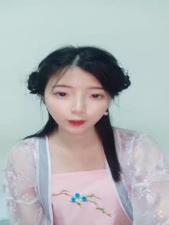 业余棕发少女在宿舍房间里狂野